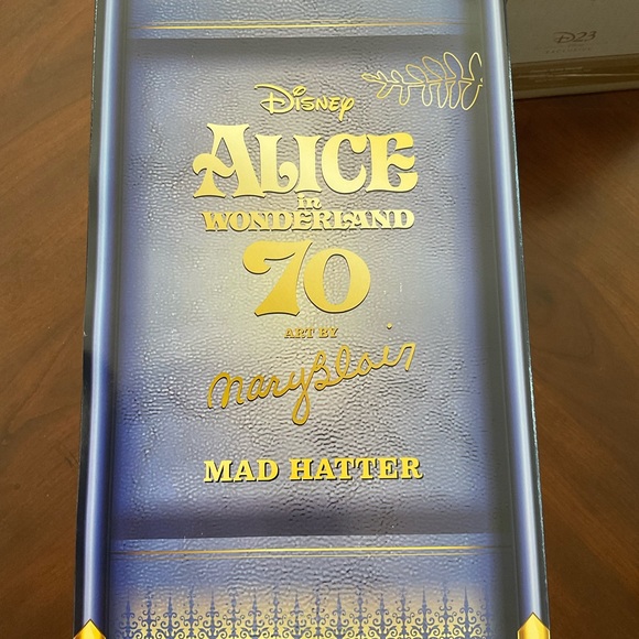 Disney D23 Alice in Wonderland plush by Mary Blair Exclusive  MAD HATTER - Picture 5 of 7